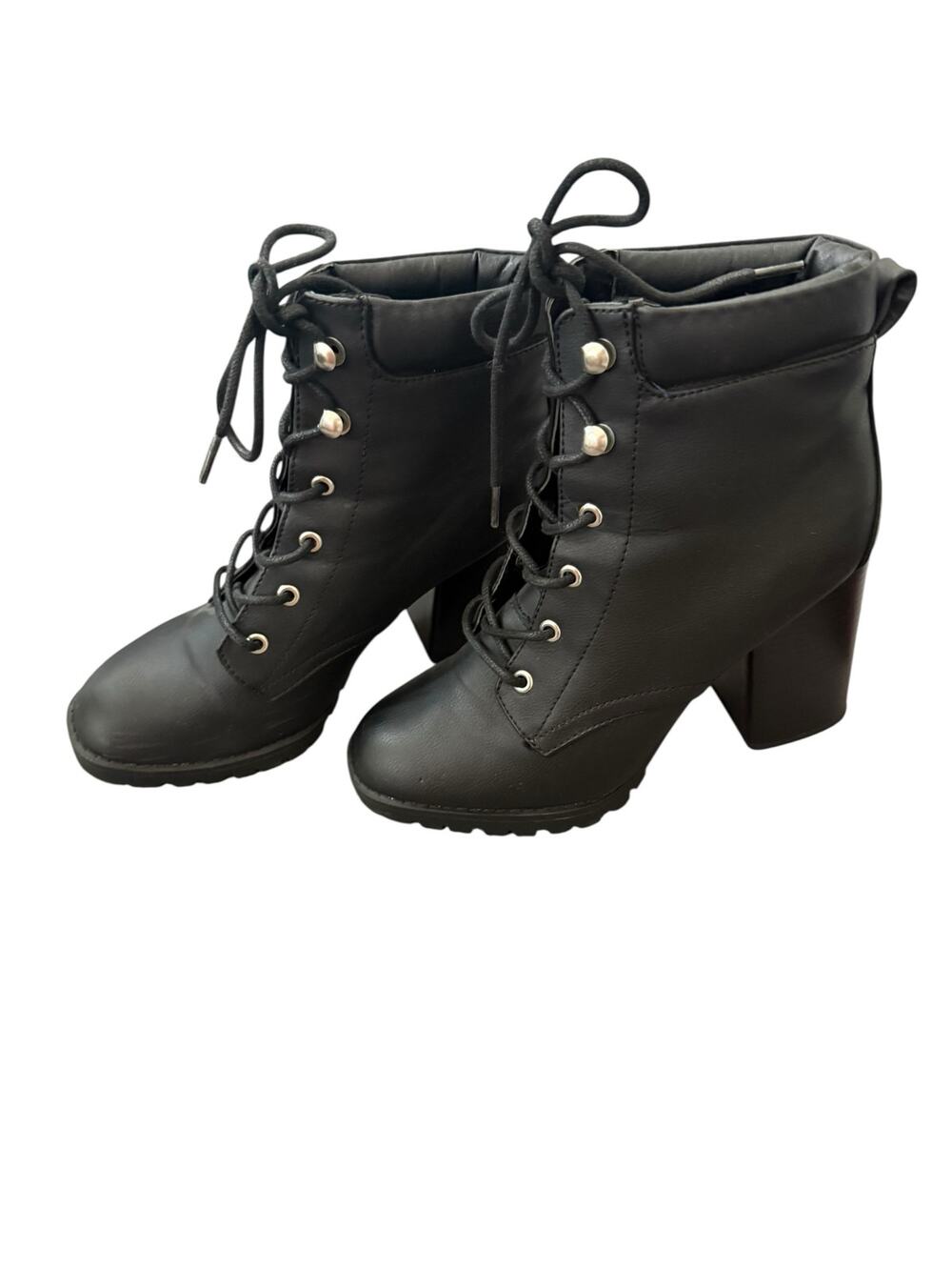 Madden Girl Leon lace up chunky sole wedge boots size 9 NWOB